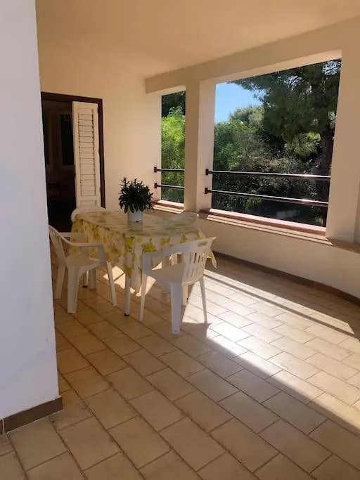 Casa Vacanze “Ficupala” Fontane Bianche Apartment